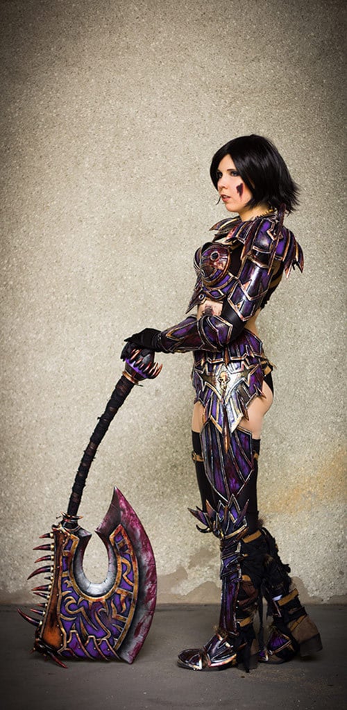 01_WoW_Warrior_T5_Cosplay_Kamui