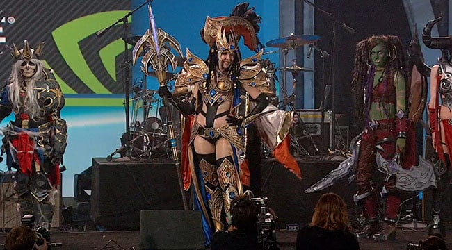 24_Protoss_Wizard_Cosplay_Kamui