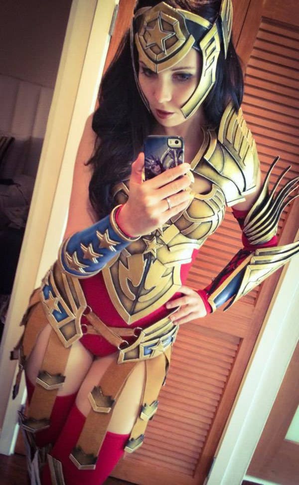 Wonder_Woman_Kamui_Cosplay_Armor_08