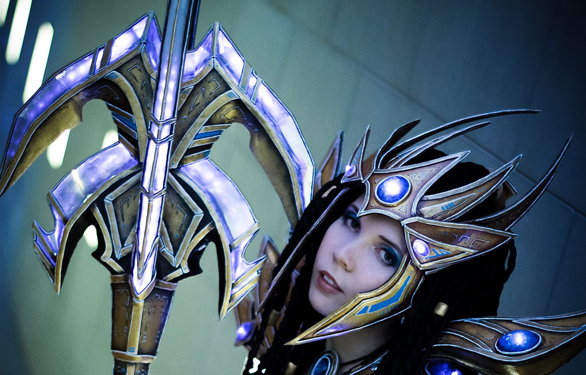 Kamui-Cosplay-Props-Protoss-Wizard-Staff-LEDs-Adafruit
