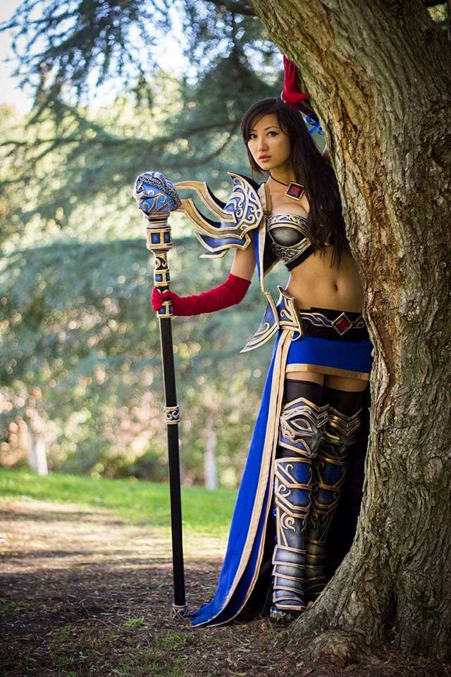 Blue Wizard from Diablo 3 by Kamui Cosplay