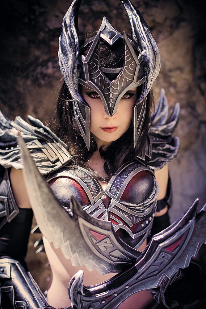 skyrim daedric armor cosplay