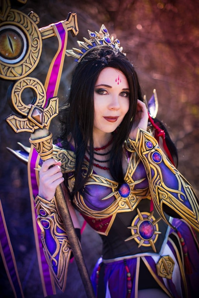 Purple Wizard from Diablo 3 by Kamui Cosplay