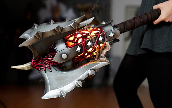 Kamui Cosplay Demonic Brigitte Flail Overwatch Diablo Prop making